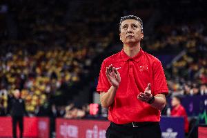 直播吧：男篮主帅郭士强一直很看好朱正 认为他能力突出前景很好